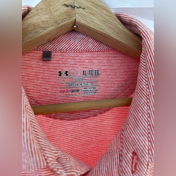 Under Armour Polo - Picture 2 of 3